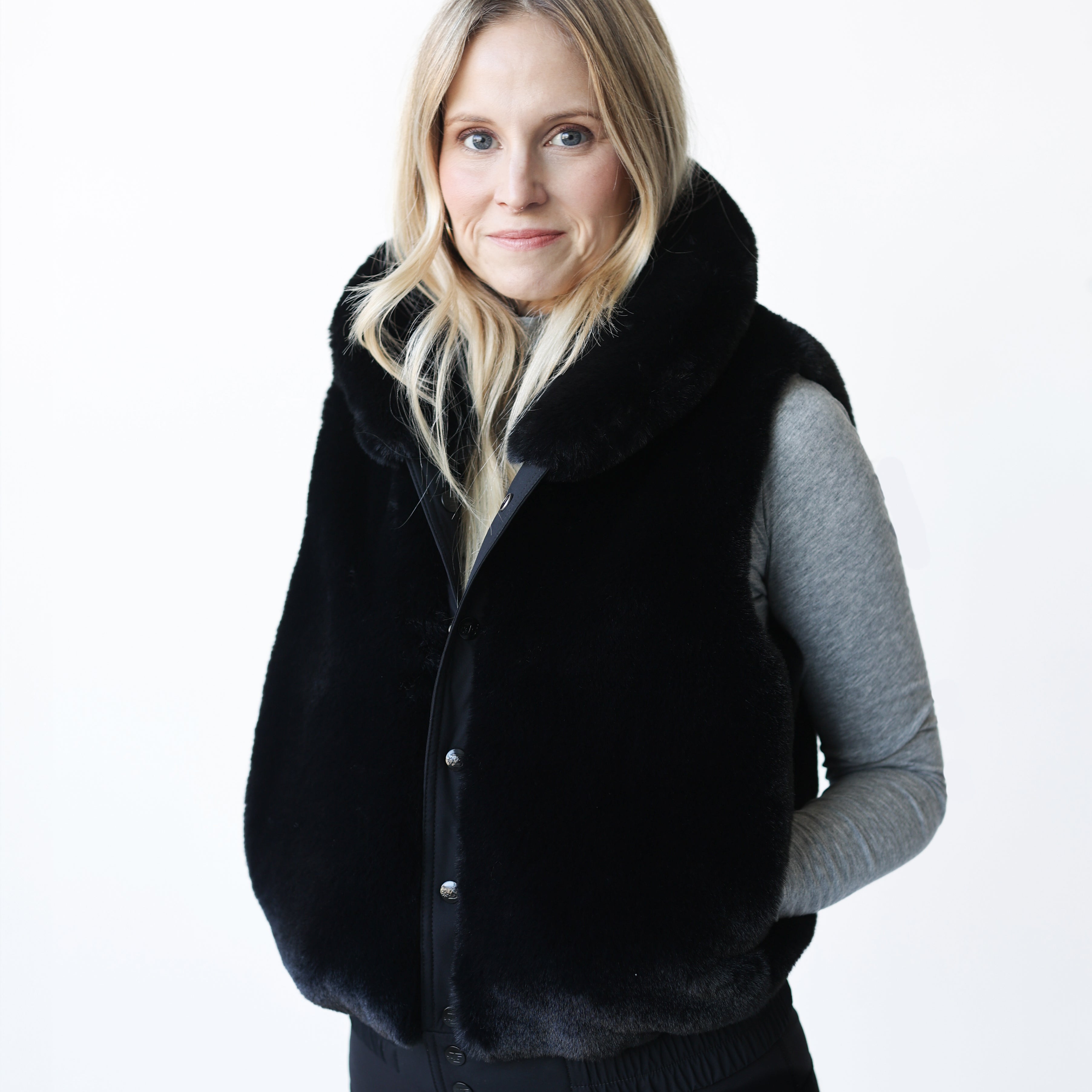 TARA Vest (PRE-ORDER)